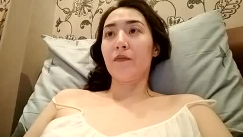 Effy online show from July 8, 6:44 pm