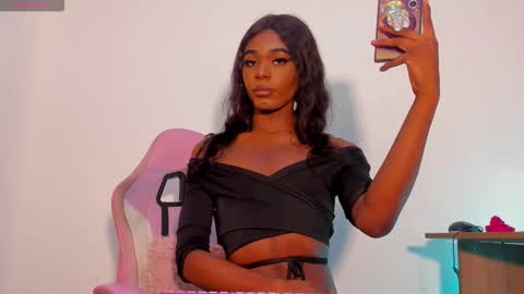 effy_marinn online show from January 13, 6:32 am