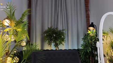 Eflin online show from December 28, 5:35 pm