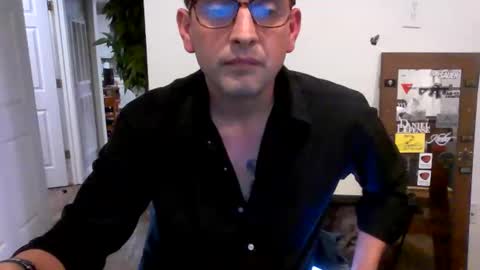 SilverBulture online show from April 30, 11:37 am