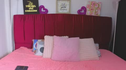 eimy__cute online show from June 15, 4:43 pm