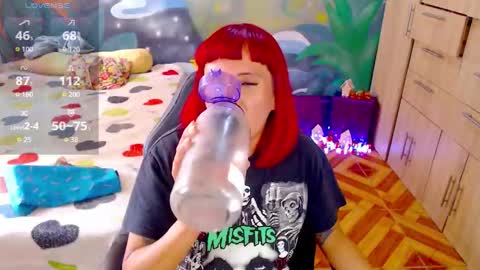 EIMY online show from December 21, 8:04 pm