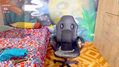 EIMY online show from October 29, 8:09 pm