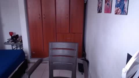 eimy_saenzz online show from November 26, 8:38 pm