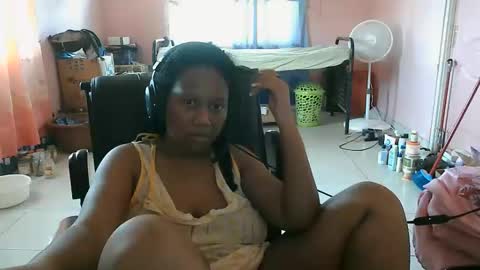 Eirondra Valeen online show from October 27, 1:11 pm