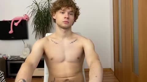 Eitan online show from January 8, 4:54 pm