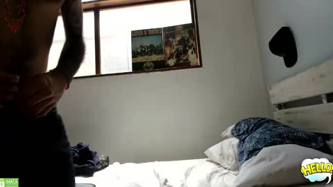 eithan_rune online show from March 14, 4:22 pm