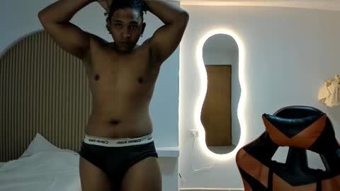 ekko_s online show from May 3, 2:34 pm