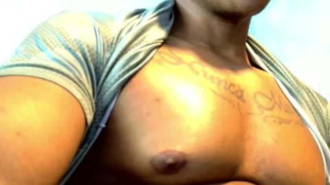 el_vecino_m online show from April 24, 4:42 pm