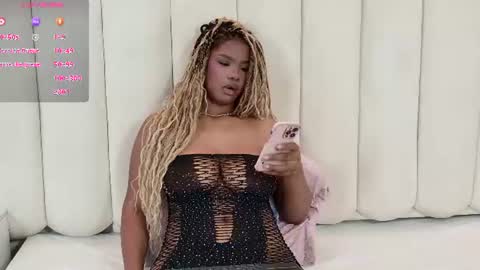ela_ebony_ online show from June 30, 11:13 pm