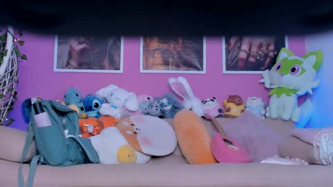 Ela online show from April 2, 6:10 am