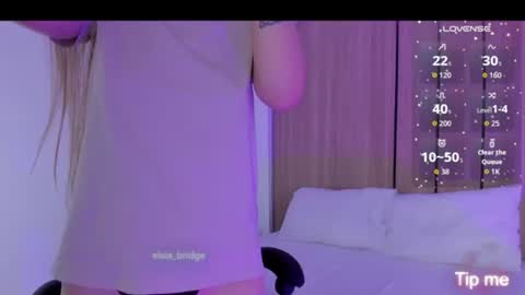 E L A I A online show from July 7, 11:58 am