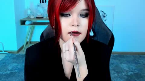 Snapshot of elainebeness chatting on March 2, 7:23 pm Your sweet girl online show from March 2, 7:23 pm