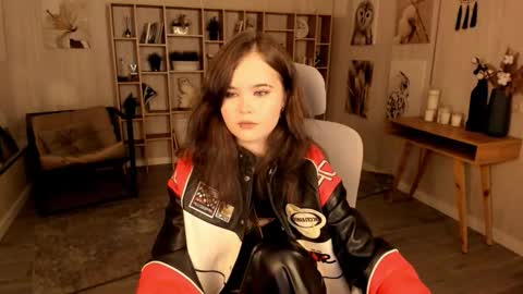 Snapshot of elainebeness chatting on September 29, 8:30 pm Your sweet girl online show from September 29, 8:30 pm