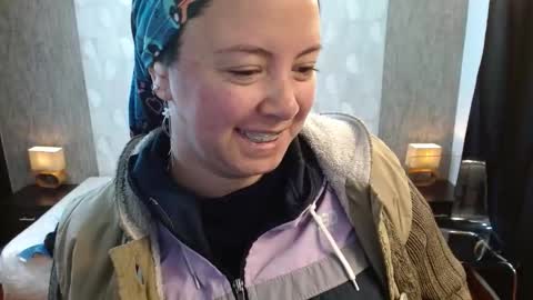 elamurray online show from December 1, 11:08 am