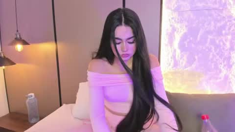 elara_bloom_ online show from June 27, 3:23 am