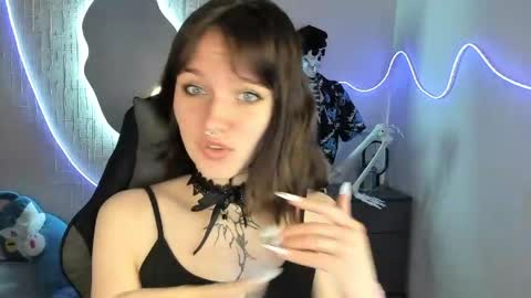 elastikiss online show from March 18, 10:54 am