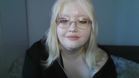 elayne_sweet online show from May 2, 6:30 am