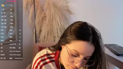 Elecktra online show from June 23, 7:53 pm