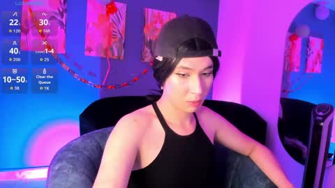 electra_gosselin online show from May 13, 1:04 am