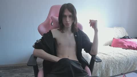 eleganc3 online show from February 25, 8:18 am