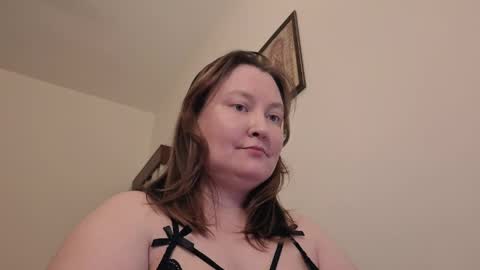 elegant_pleasure online show from April 24, 5:15 pm