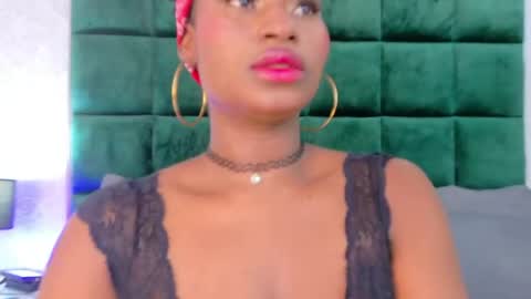 elektradoll1 online show from May 2, 12:44 pm