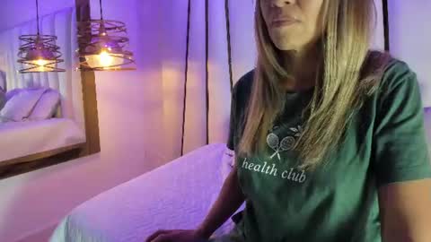 Elena online show from June 14, 6:54 pm