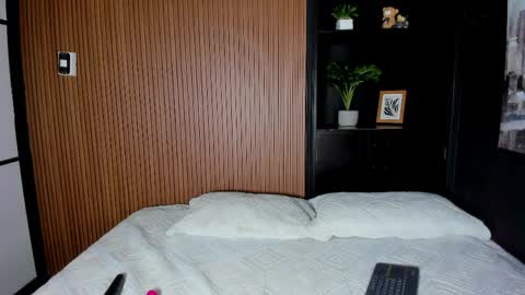 Elena online show from May 9, 1:22 am