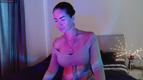 elena_ur_goddess online show from November 14, 2:47 am