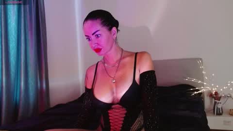 elena_ur_goddess online show from November 16, 3:08 am