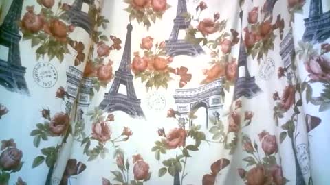 Snapshot of elenah0123 chatting on September 27, 7:17 am elenah013 online show from September 27, 7:17 am
