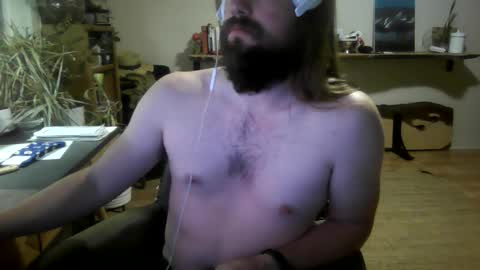 Snapshot of elephantfox chatting on October 17, 4:38 am fox online show from October 17, 4:38 am