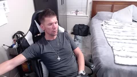 Walker online show from October 8, 5:57 am