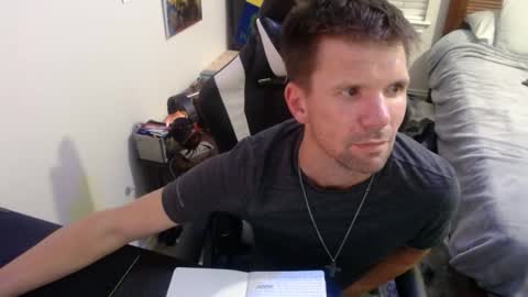 Walker online show from September 17, 6:06 am