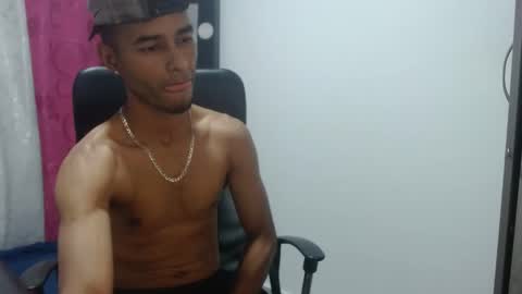 elherrero2024 online show from December 10, 2:38 am