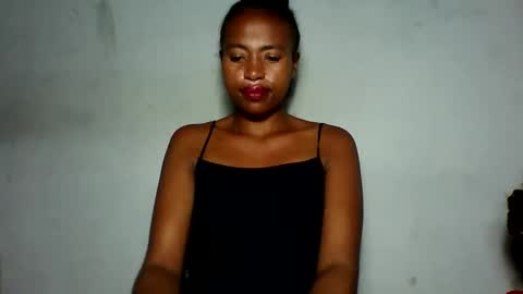 Snapshot of elia011 chatting on January 21, 6:55 pm elia011 online show from January 21, 6:55 pm