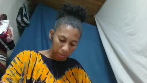 elia011 online show from March 10, 11:36 am