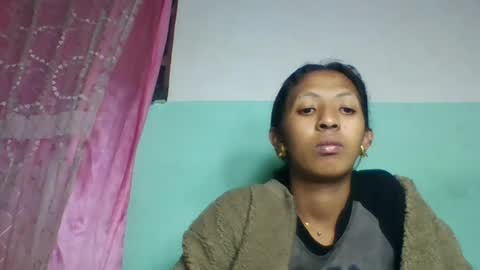 eliah193653 online show from June 24, 11:39 am
