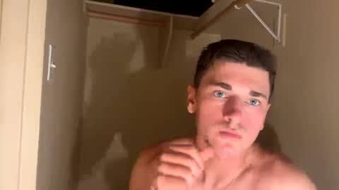 elijahkinky24 online show from May 31, 1:48 am