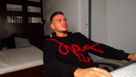 ElijahThorne online show from March 13, 7:22 am