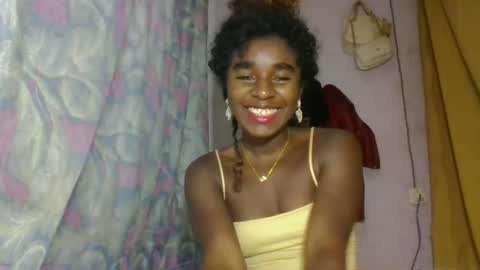 elina981 online show from April 29, 6:57 pm