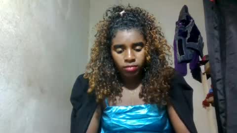 elina981 online show from June 28, 8:05 pm
