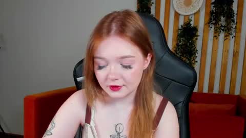 elinavale online show from June 19, 5:13 am
