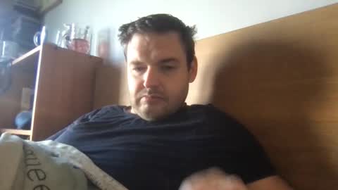 Snapshot of eliot26 chatting on October 25, 11:53 am e26 online show from October 25, 11:53 am