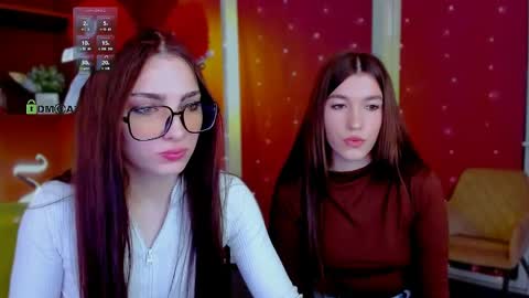 elis_sunny online show from March 8, 7:01 am