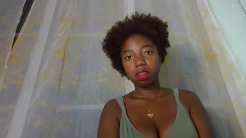 elisa821456 online show from March 14, 11:20 pm