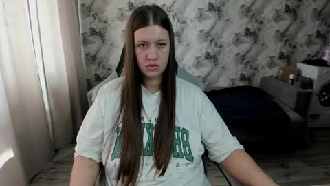 Aletta Oushen online show from April 23, 9:17 am