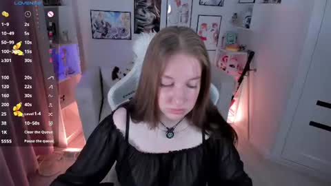 your sweet Lisa online show from July 13, 3:21 am