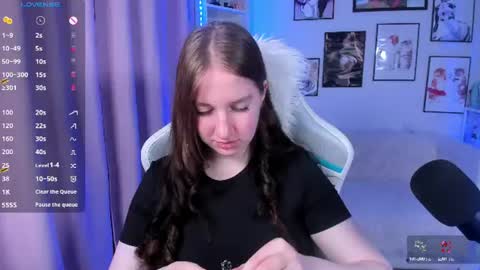 your sweet Lisa online show from June 27, 3:34 am